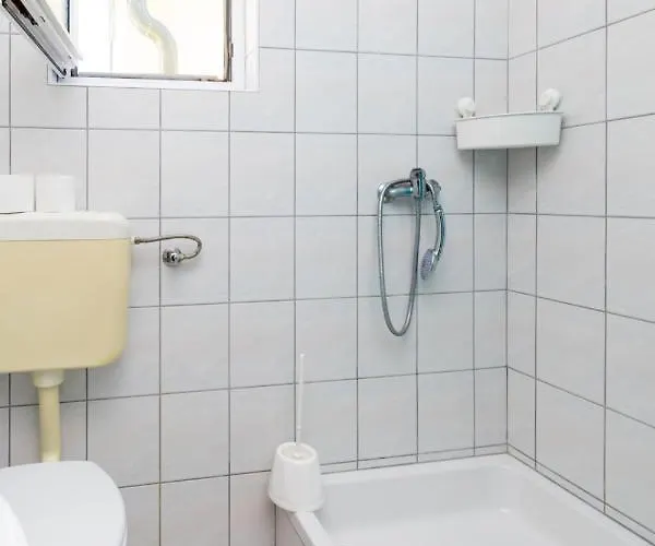 With A Parking Space - 18131 Appartement