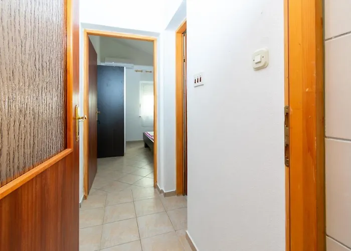 Appartement With A Parking Space - 18131