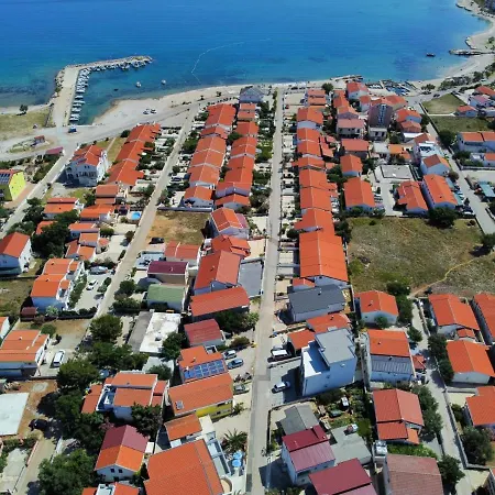 With A Parking Space - 18131 Apartamento